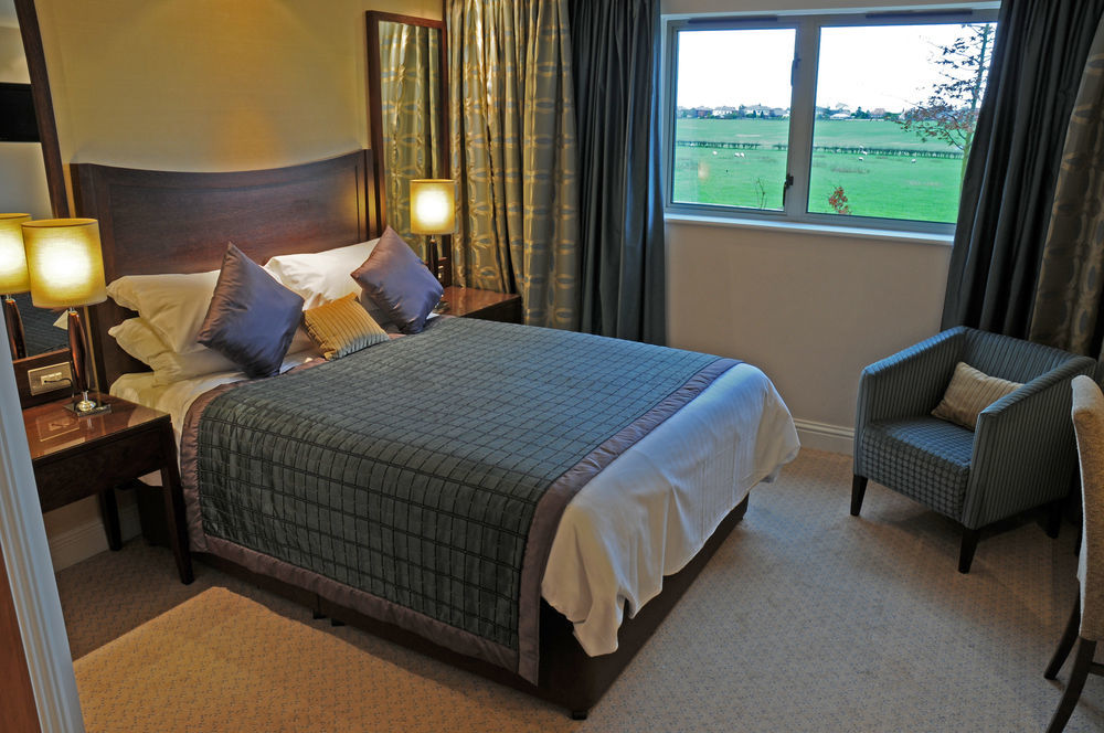 Wrightington Hotel & Health Club Wigan Eksteriør bilde